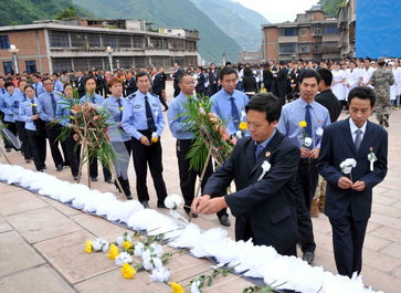 南京全城哀悼，各界人士悼念遇难同胞